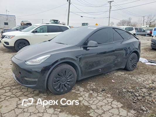 Tesla Model Y 2023 - Zdjęcie 1 z 14