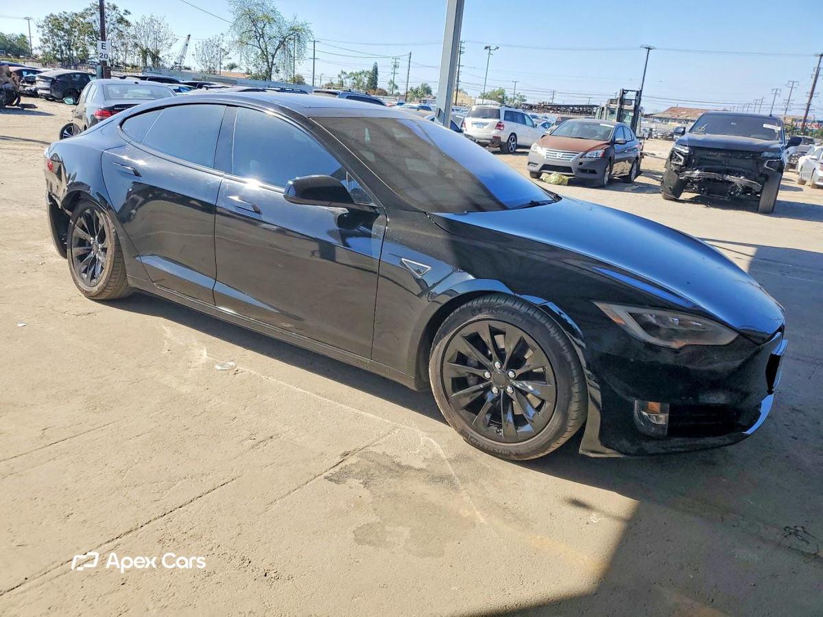 Tesla Model S 2016