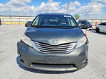 Toyota Sienna 2012