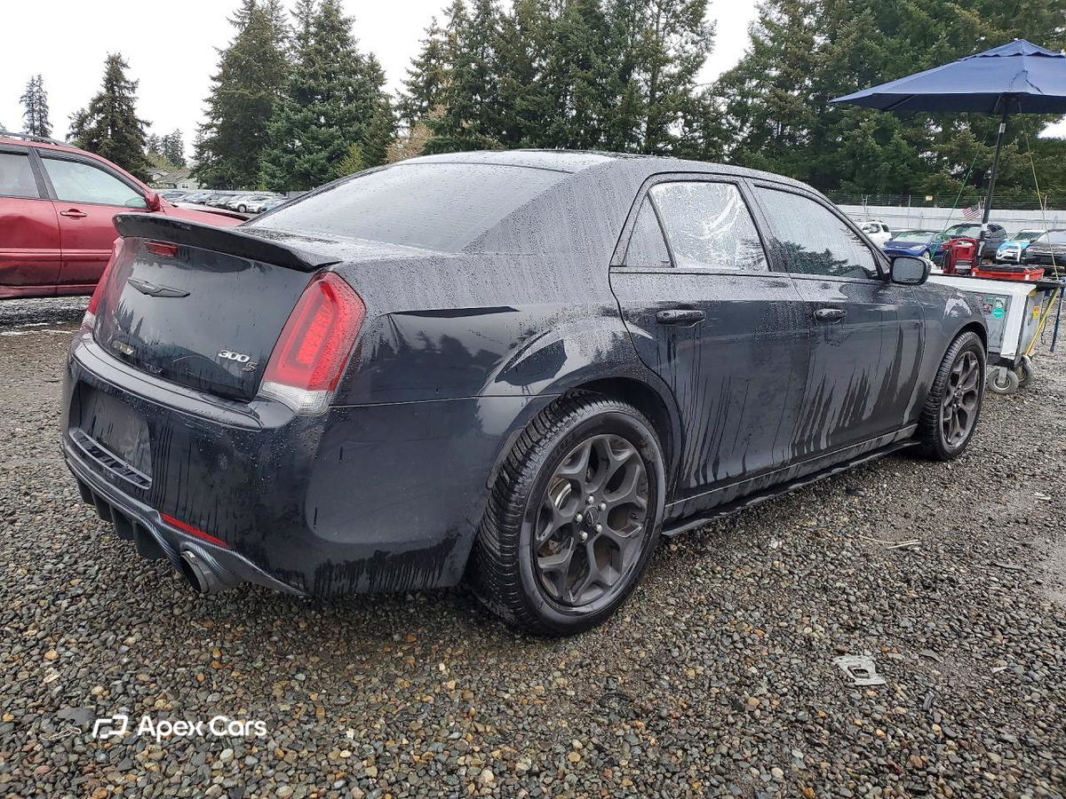 Chrysler 300 2016