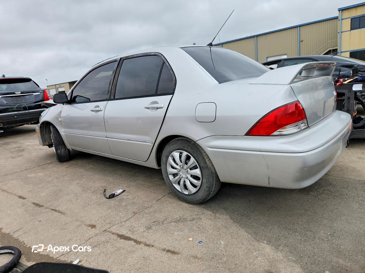 Mitsubishi Lancer 2002