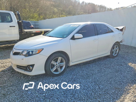 Toyota Camry 2012 - Image 1 of 12