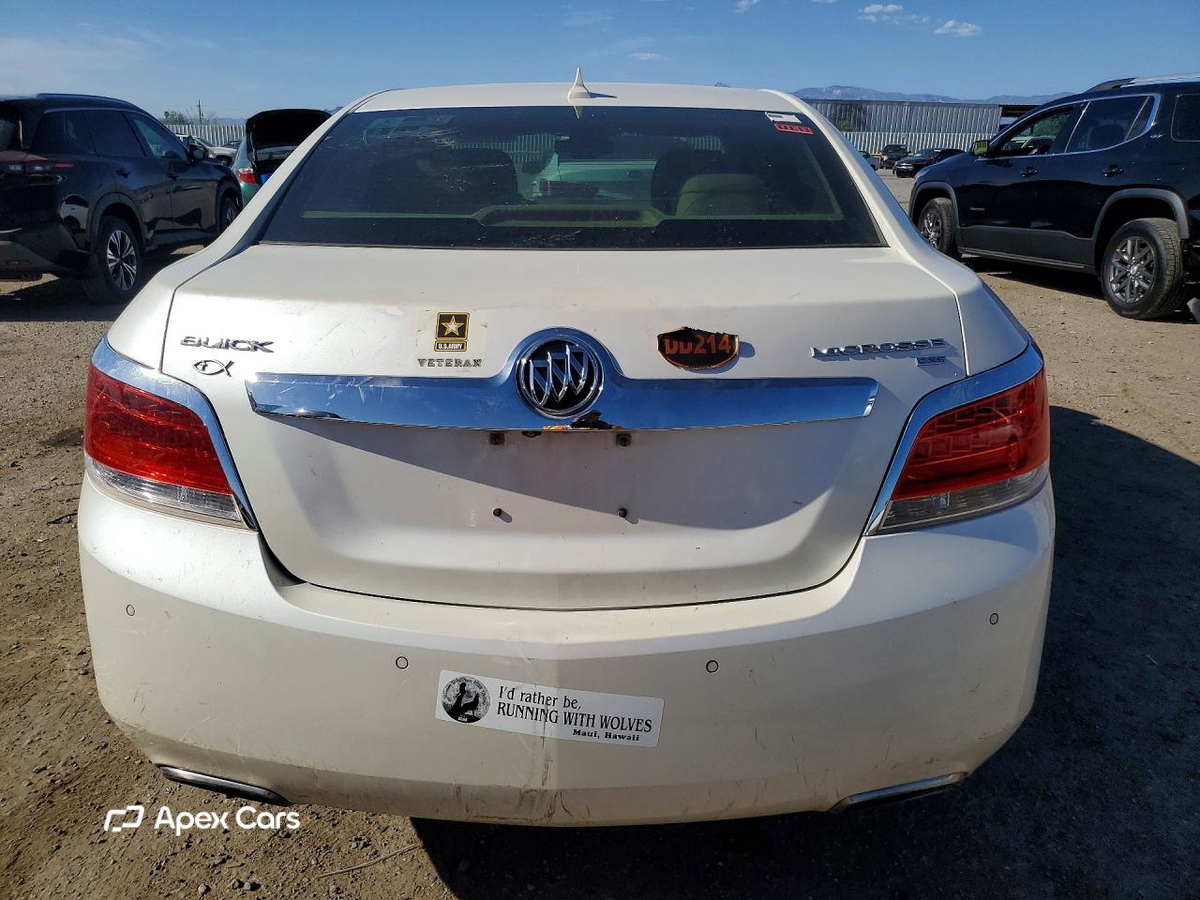 Buick LaCrosse 2011