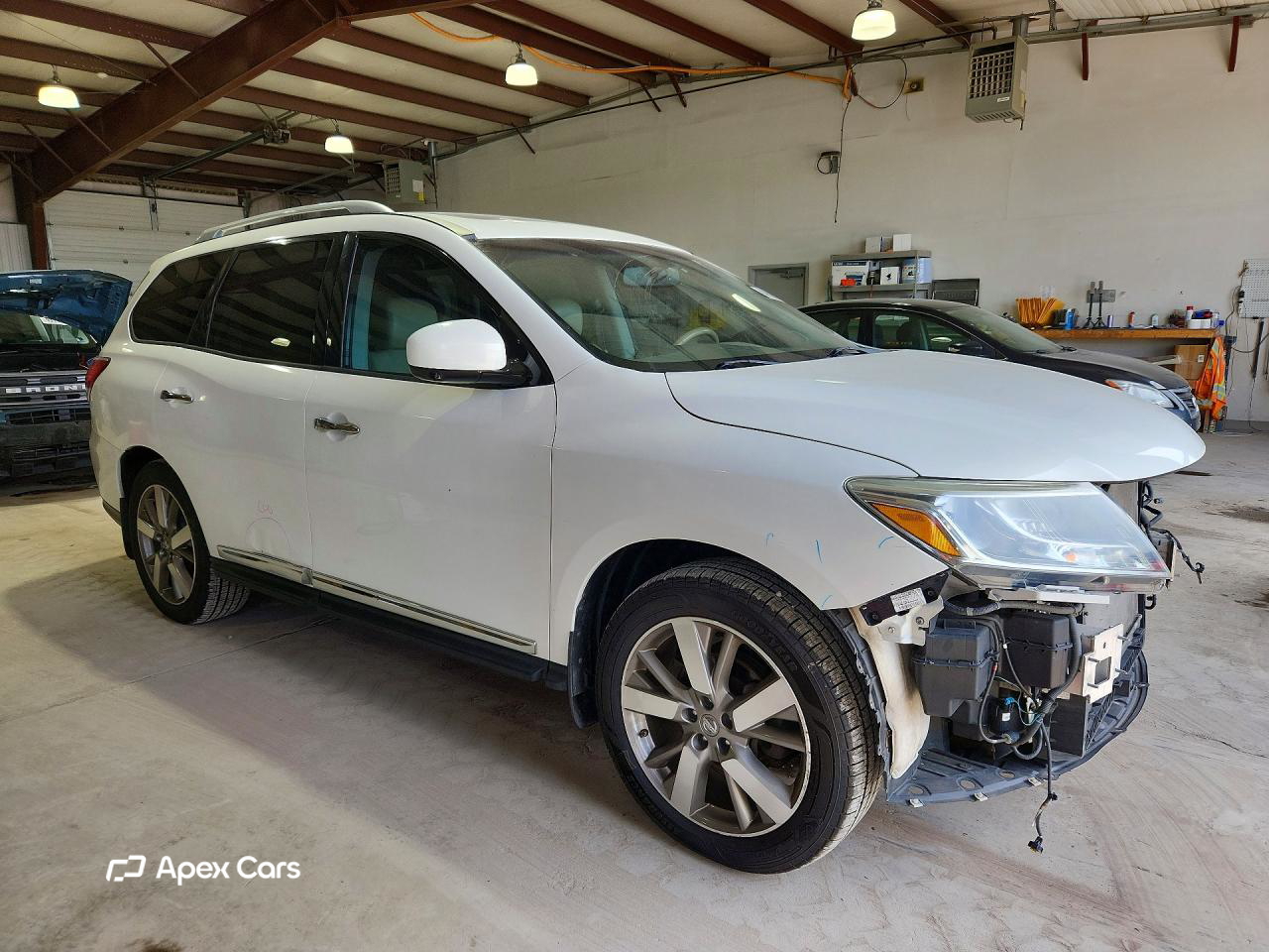 Nissan Pathfinder 2014