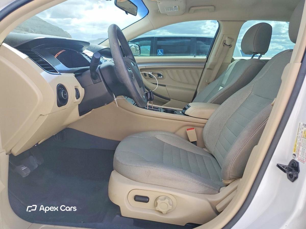 Ford Taurus 2017