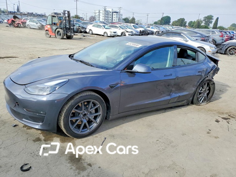 Tesla Model 3 2023 - Image 1 of 13