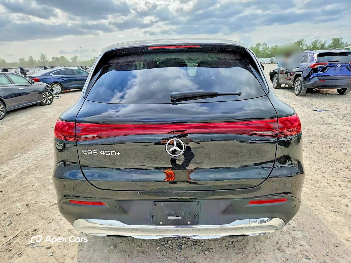 Mercedes-Benz  2023