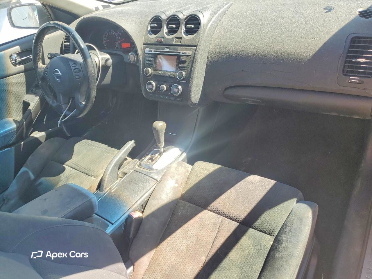 Nissan Altima 2010