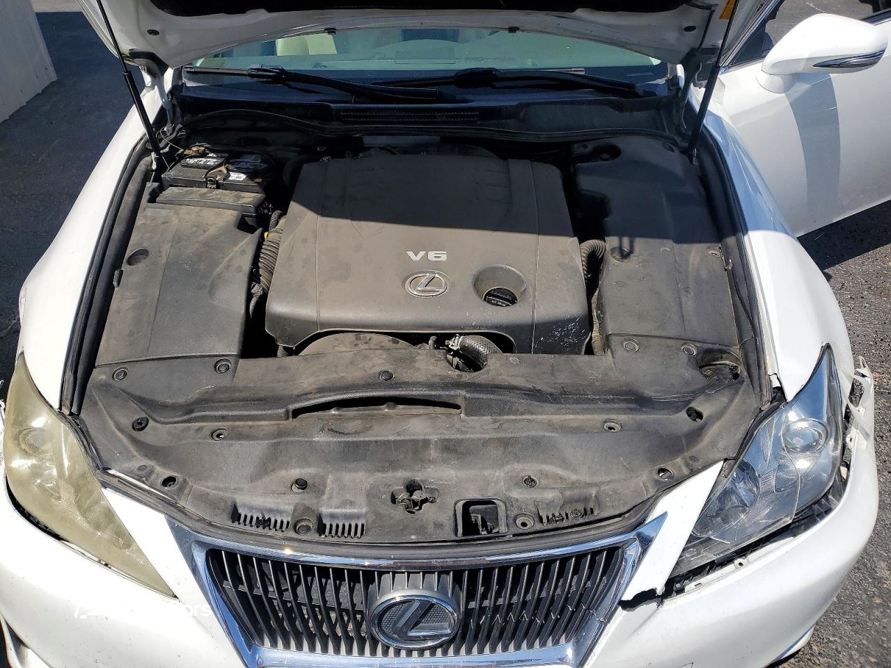 Lexus IS 2011