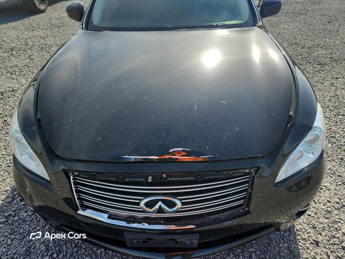 Infiniti M 2013