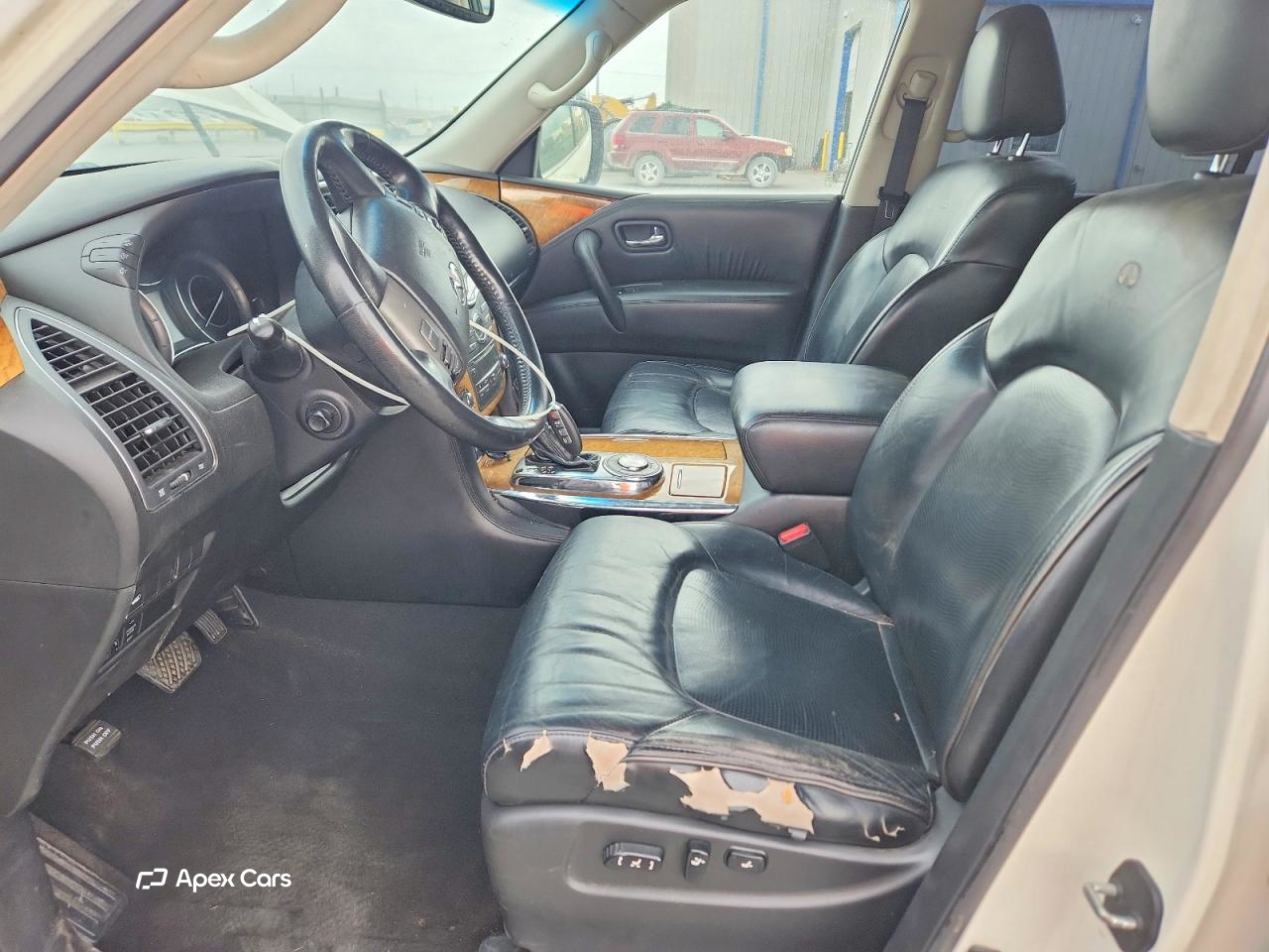 Infiniti QX80 2014