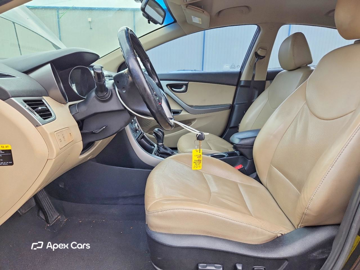 Hyundai Elantra 2014