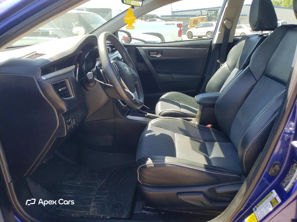 Toyota Corolla 2015
