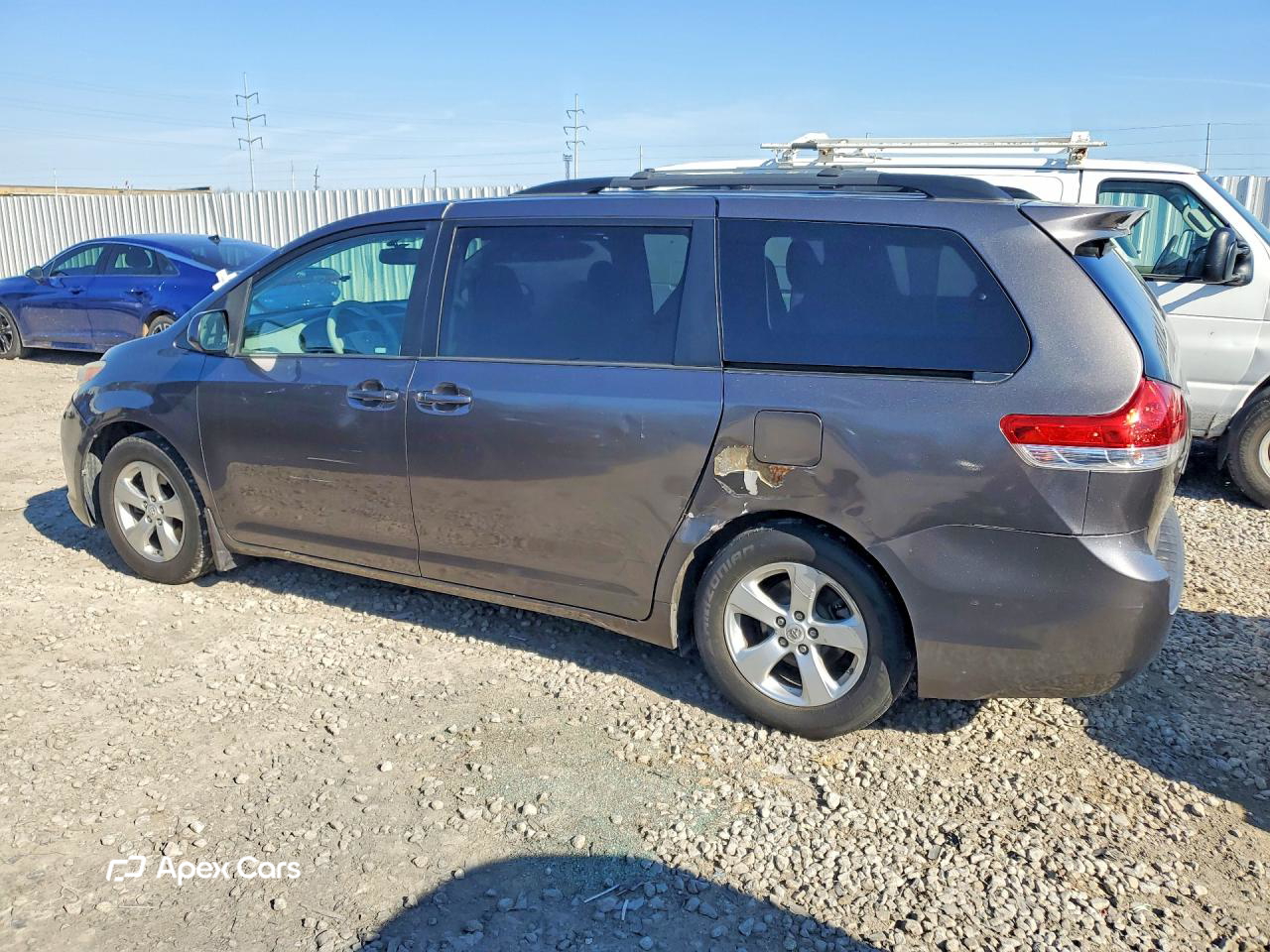 Toyota Sienna 2012