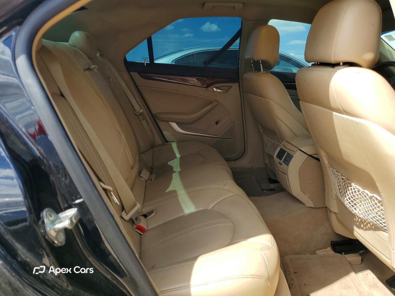Cadillac CTS 2011