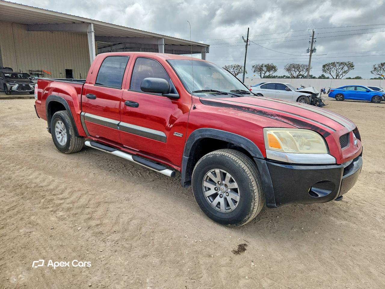 Mitsubishi Raider 2006