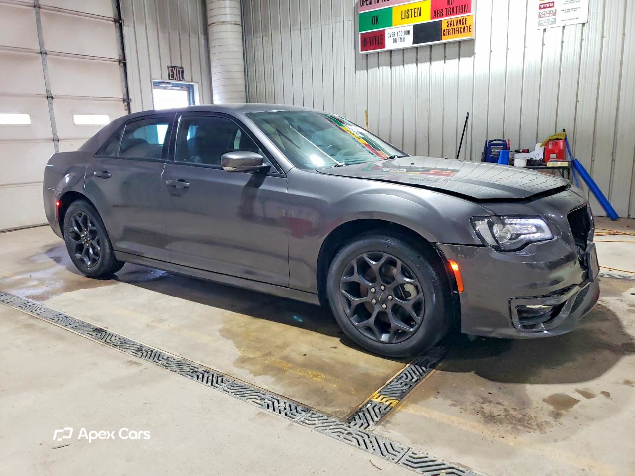 Chrysler 300 2022