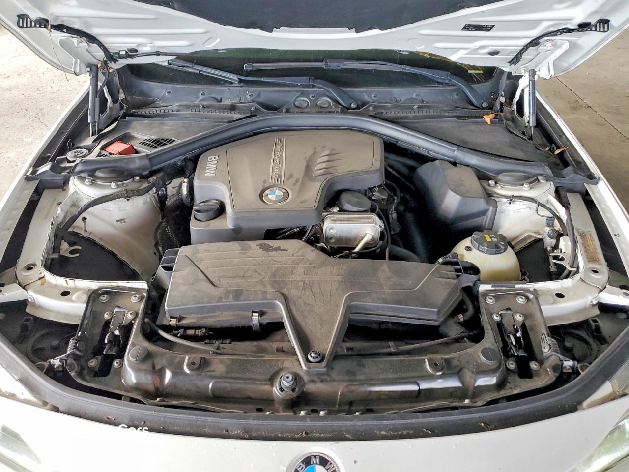 BMW Series 3 2016