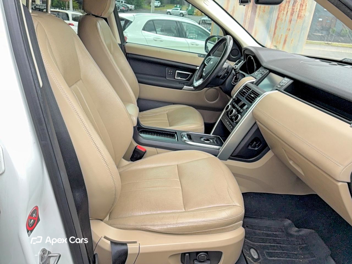 Land Rover Discovery 2018
