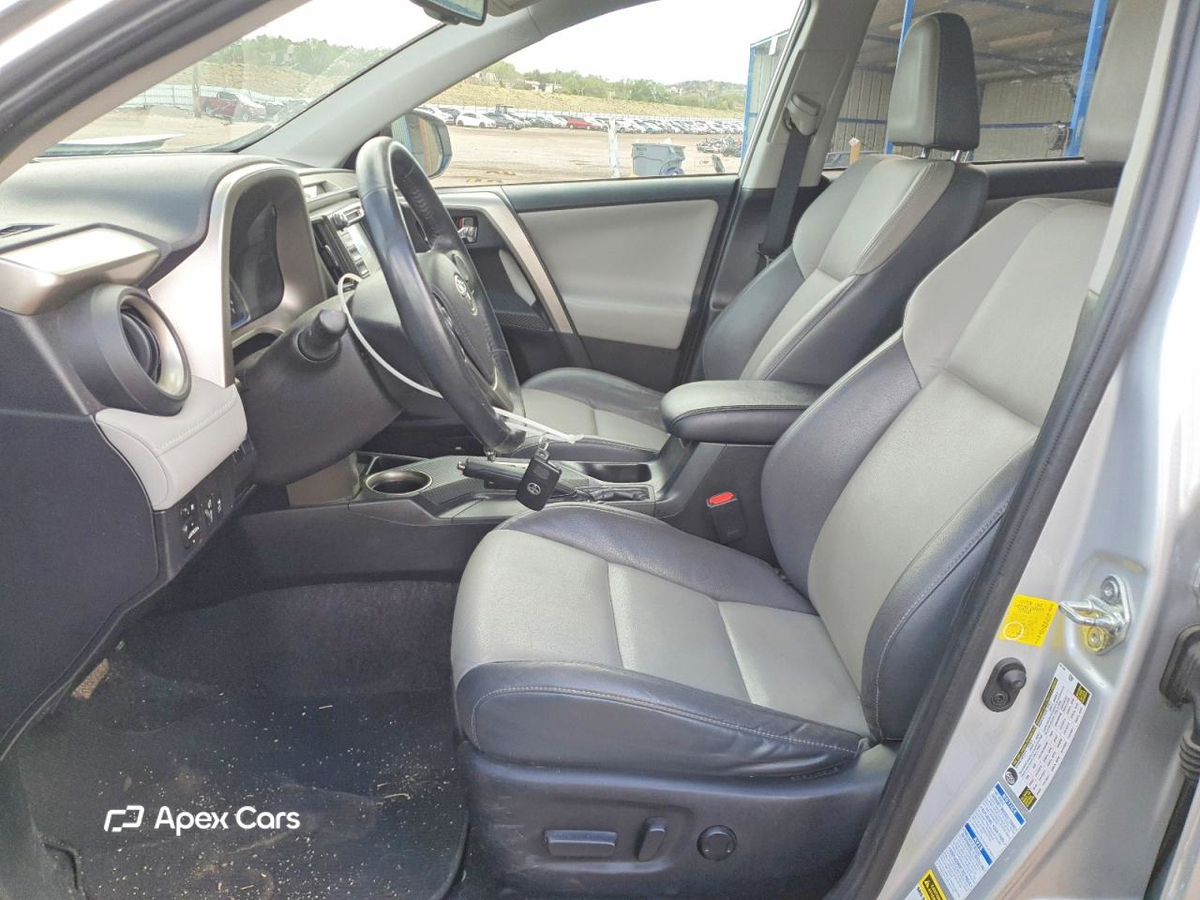 Toyota RAV 4 2015