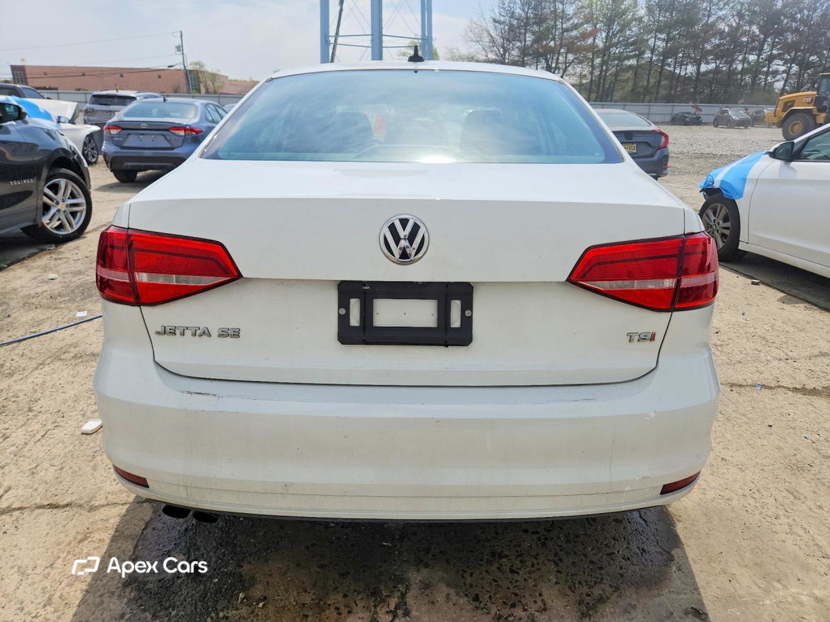 Volkswagen Jetta 2015