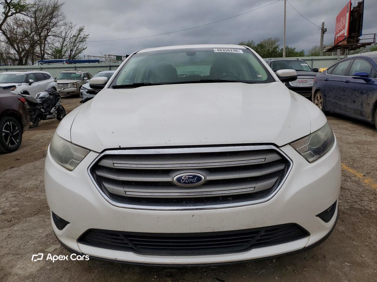 Ford Taurus 2013
