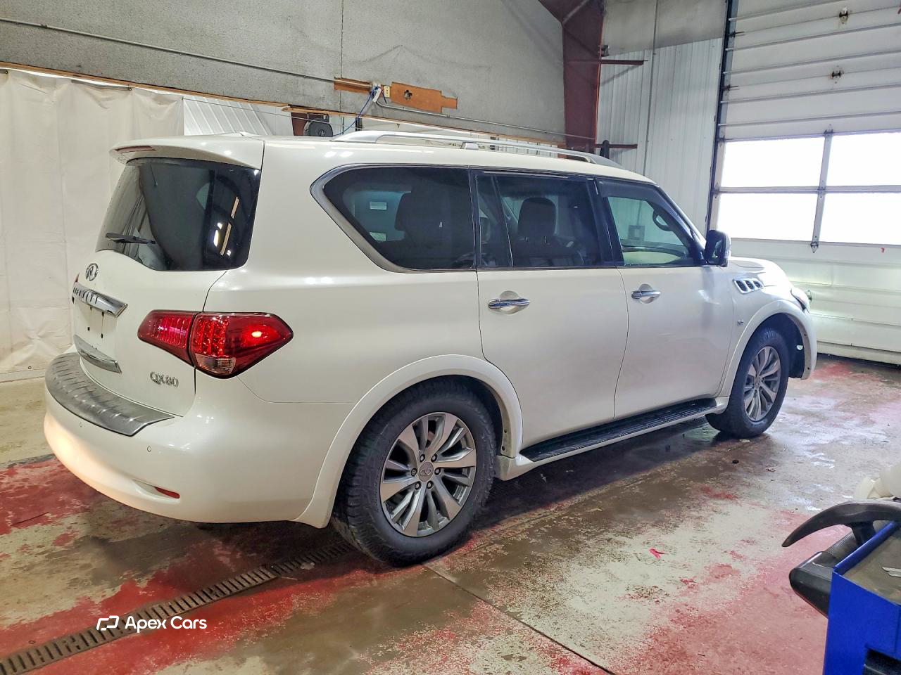Infiniti QX80 2016