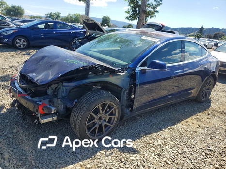 Tesla Model 3 2018 - Image 1 of 13