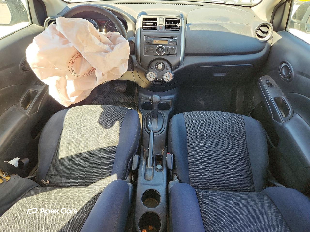 Nissan Versa 2012