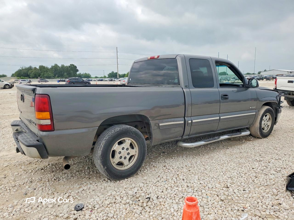Chevrolet Silverado 2001