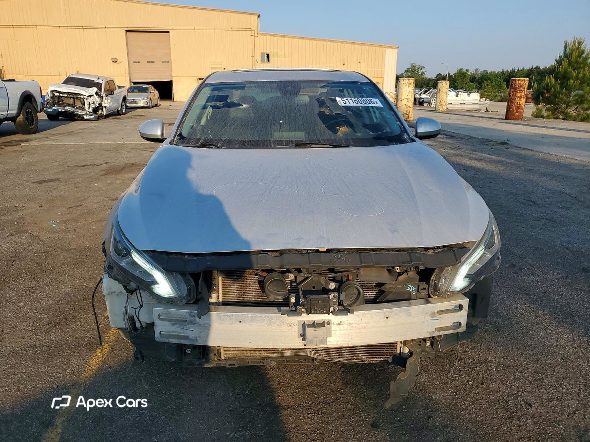 Nissan Altima 2019