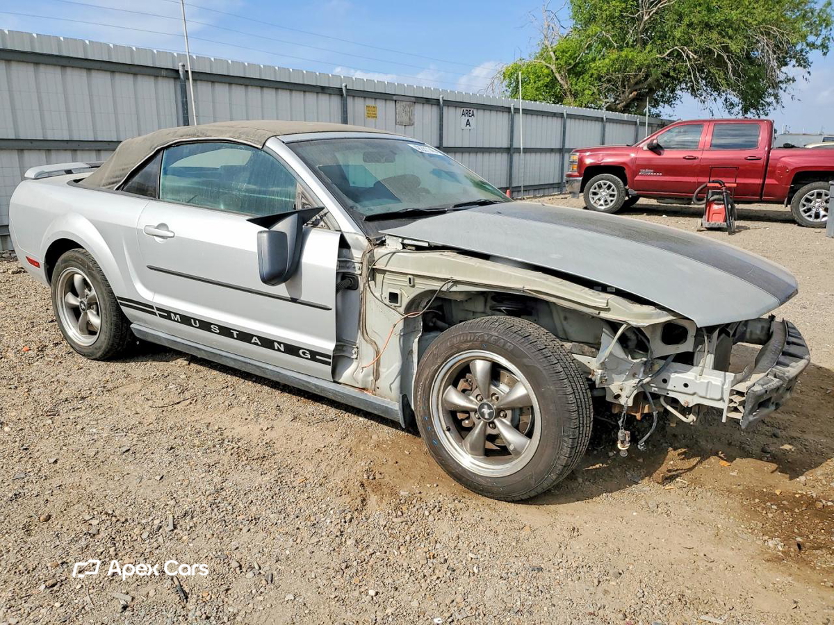Ford Mustang 2006