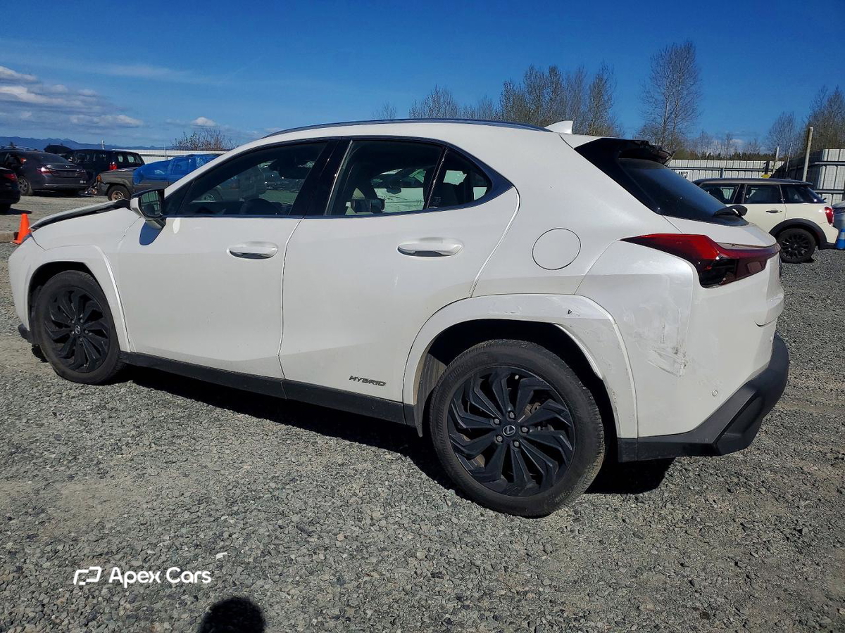 Lexus UX 2022
