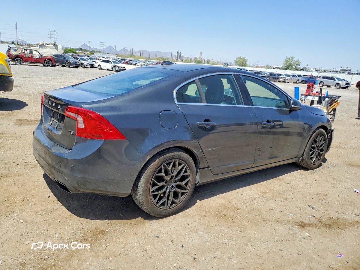 Volvo S60 2015