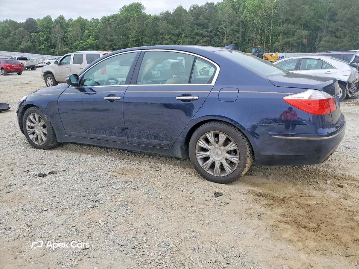 Hyundai Genesis 2011