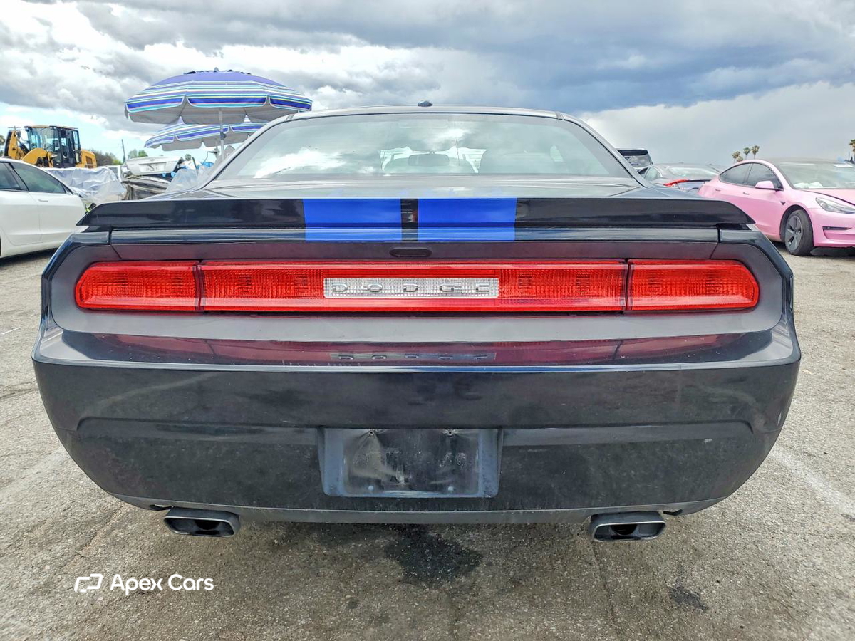 Dodge Challenger 2012