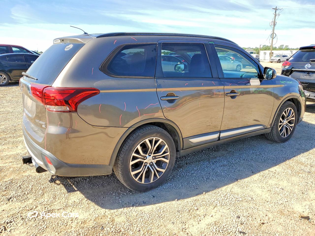 Mitsubishi Outlander 2016