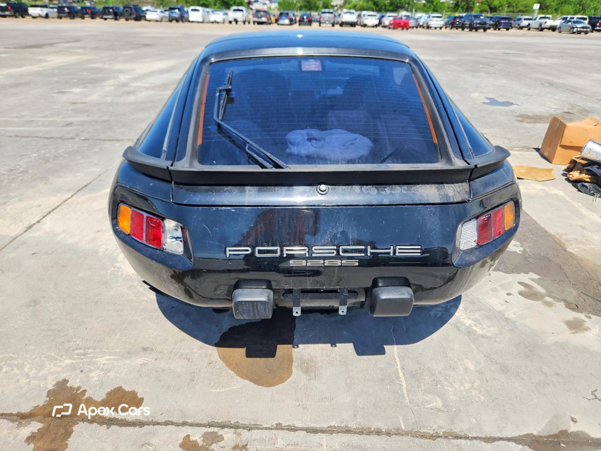 Porsche 928 1986