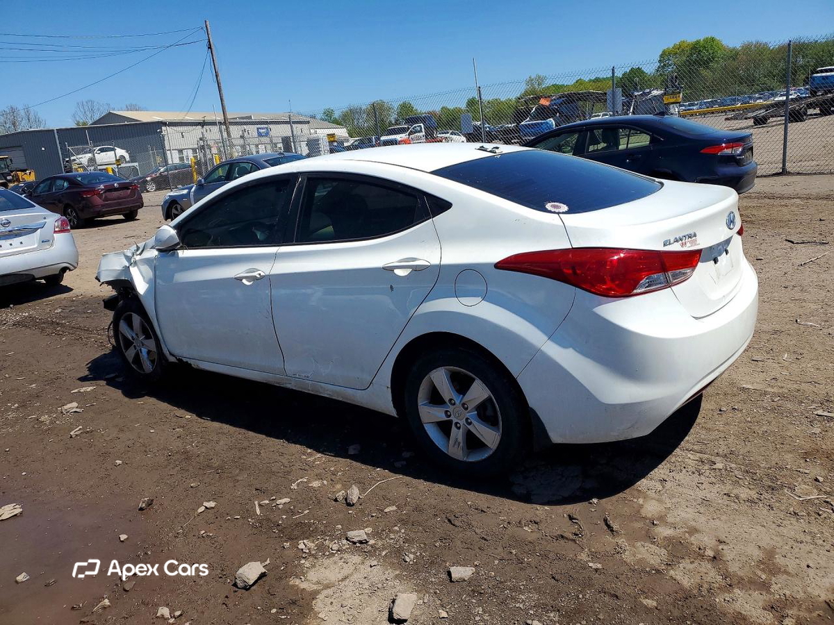Hyundai Elantra 2013