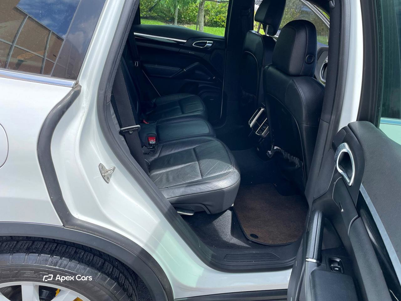 Porsche Cayenne 2014