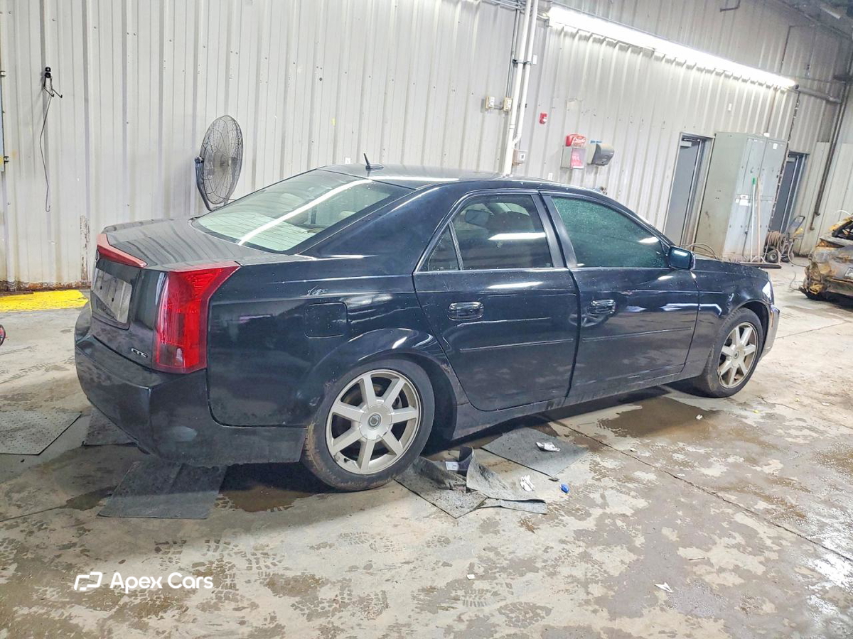 Cadillac CTS 2005