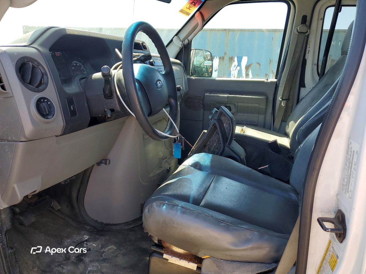 Ford Econoline 2011