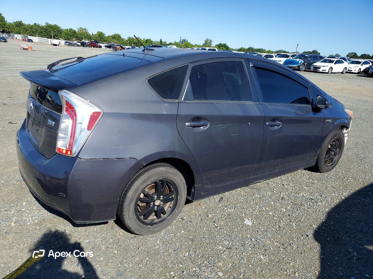 Toyota Prius 2015