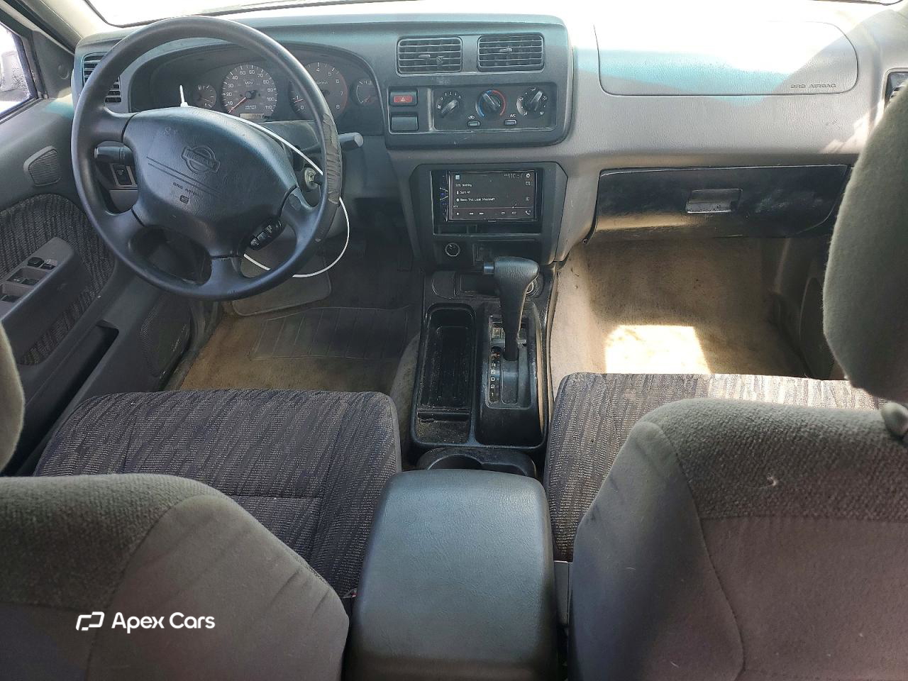 Nissan Navara (Frontier) 2000
