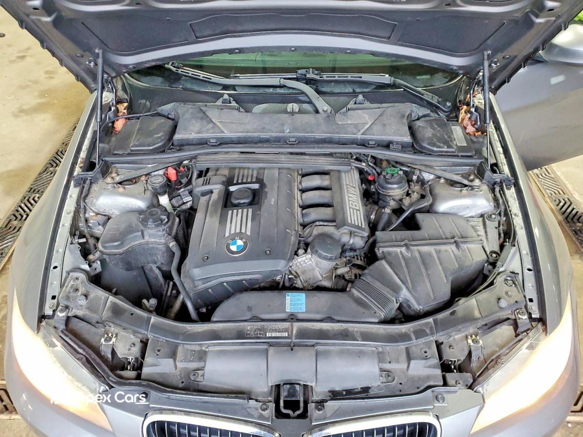 BMW Series 3 2009