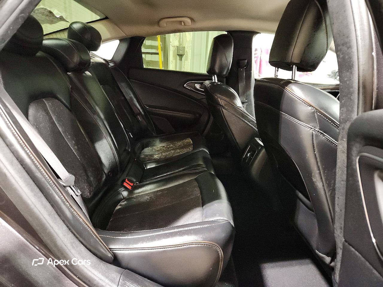 Chrysler 200 2015