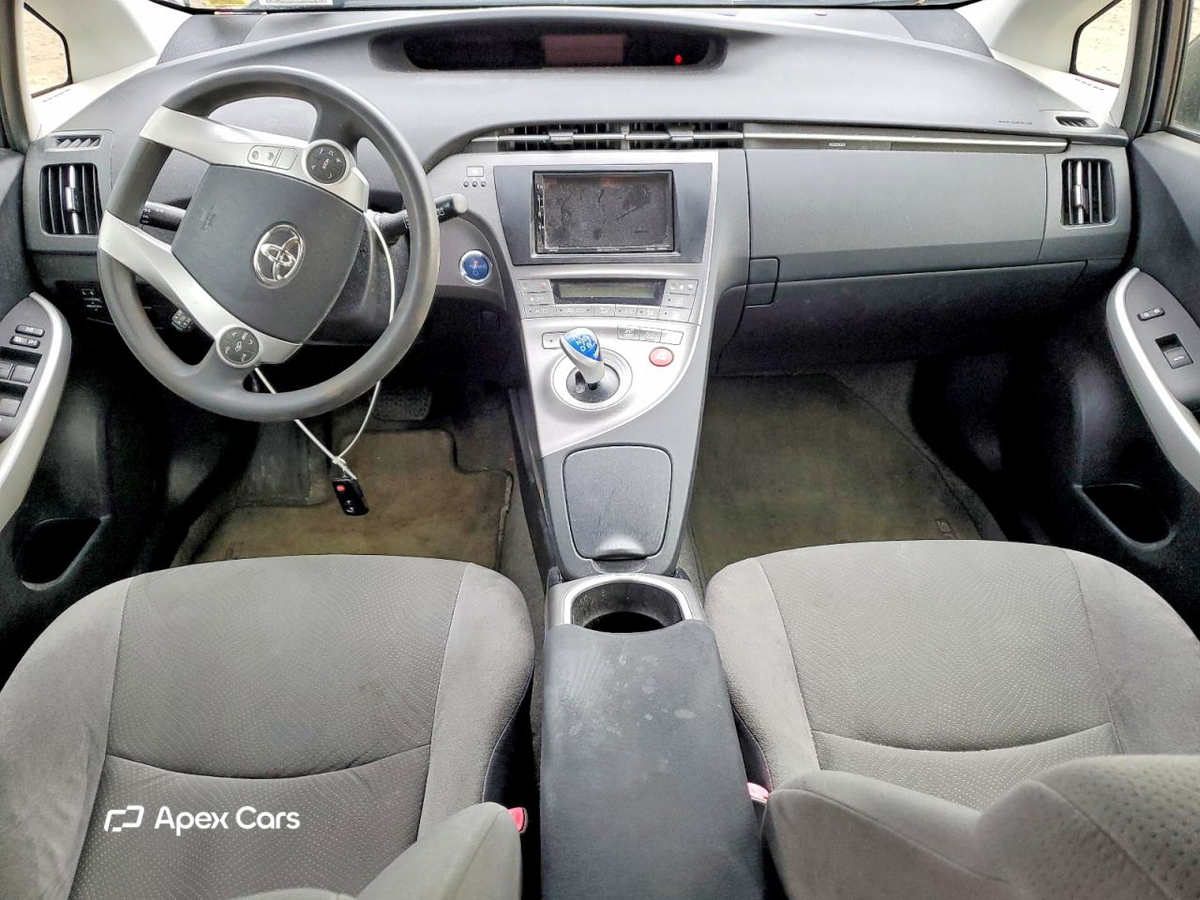 Toyota Prius 2012
