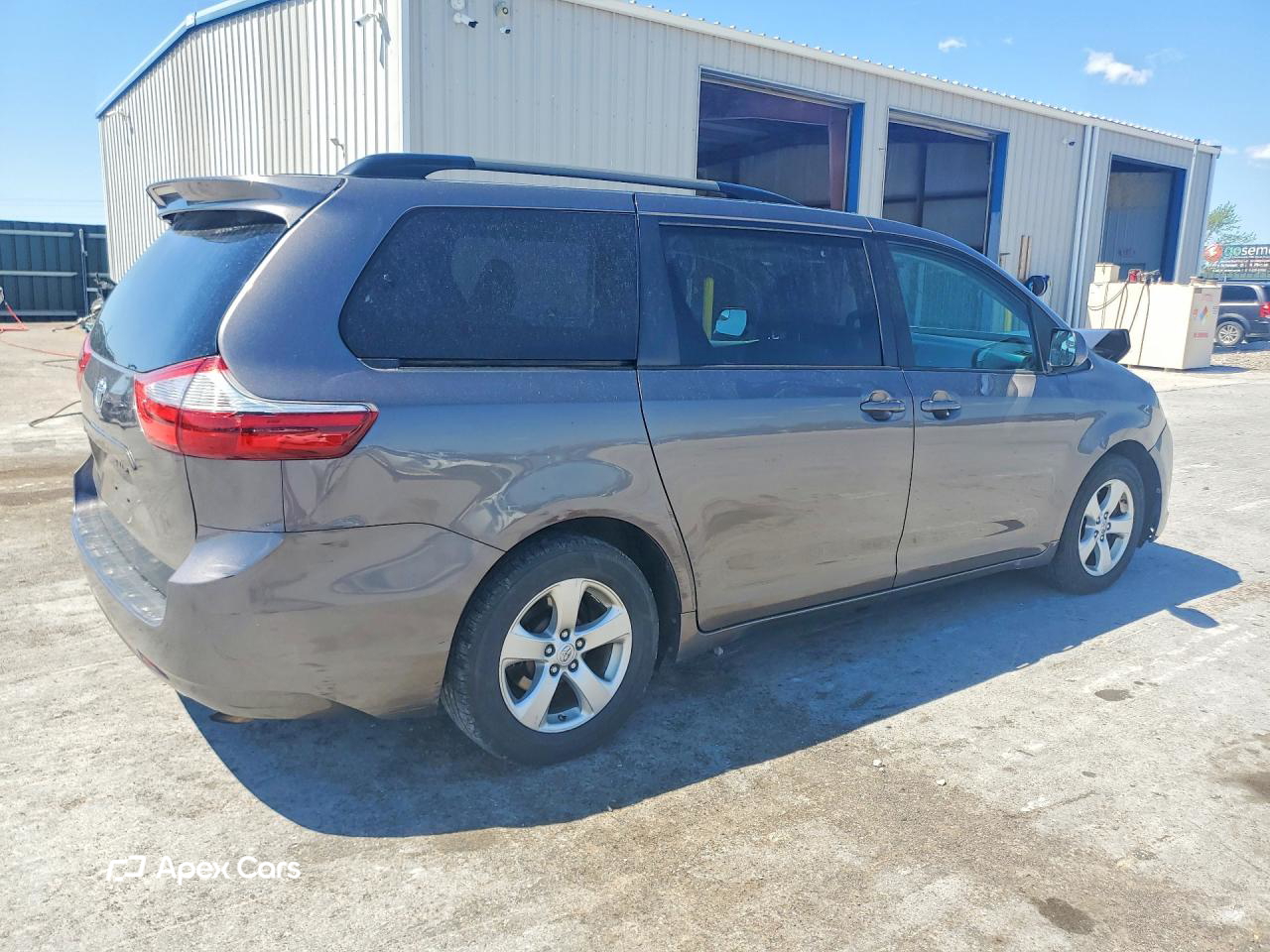 Toyota Sienna 2016