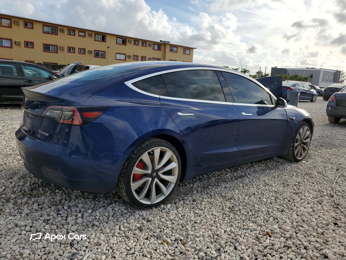 Tesla Model 3 2018