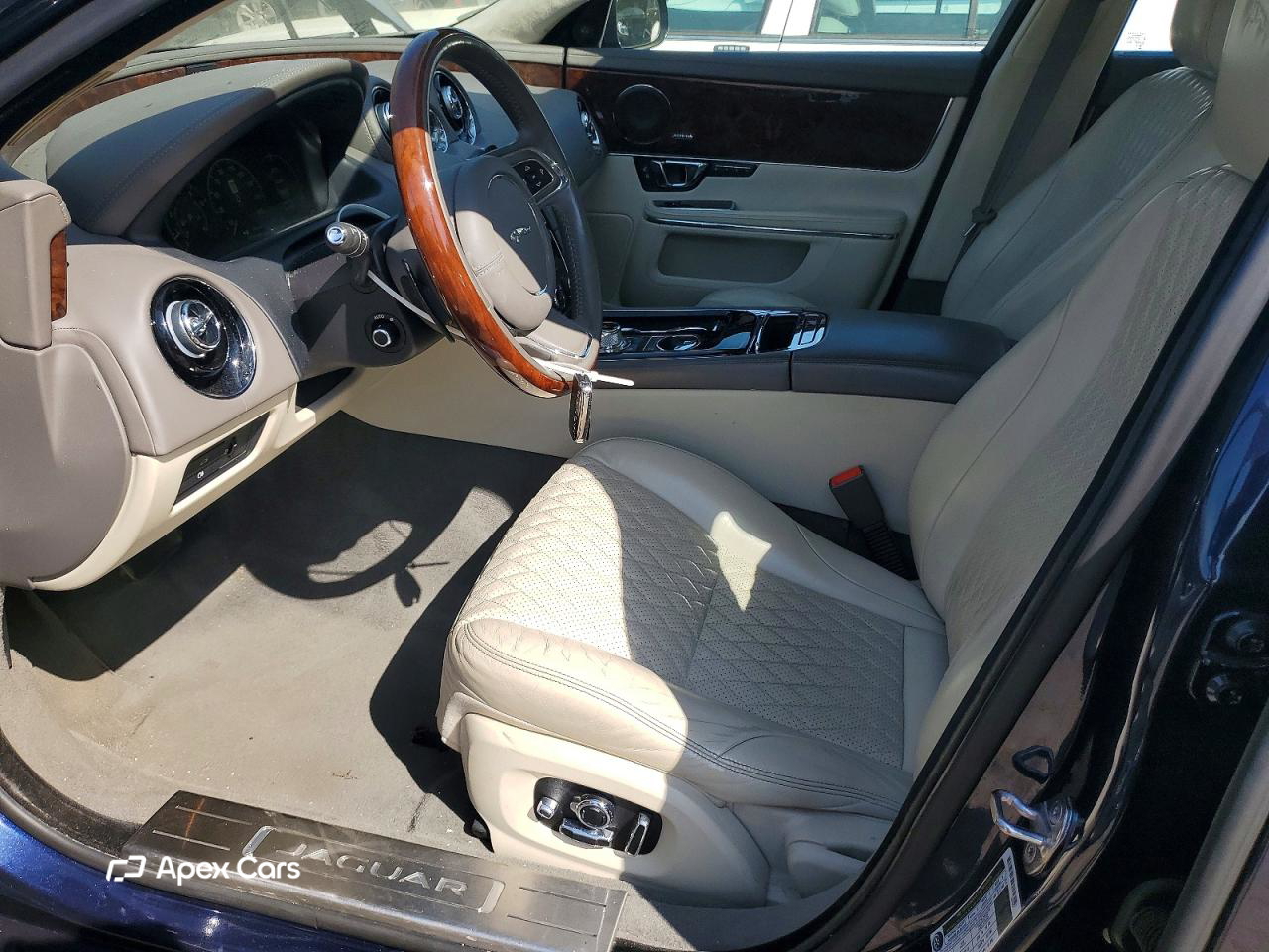 Jaguar XJ 2016